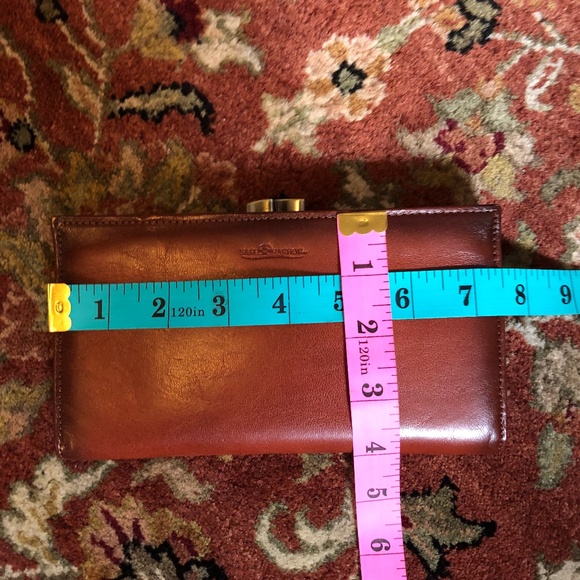 NWT Safe Harbor RFID 'Antique' Slim Kiss Clasp Clutch Light Brown - Picture 8 of 8